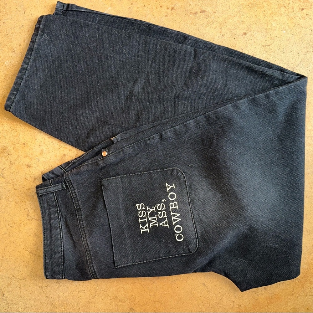 Boutique pleated jeans